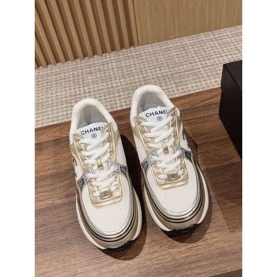 CHANEL Sneakers