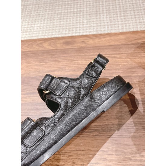 CHANEL Sandals