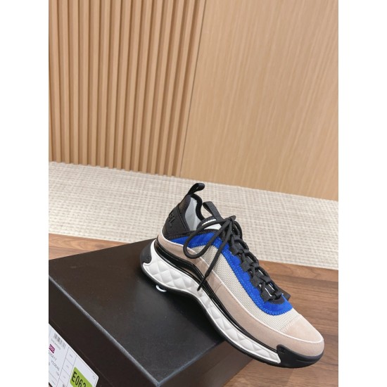 CHANEL Sneakers