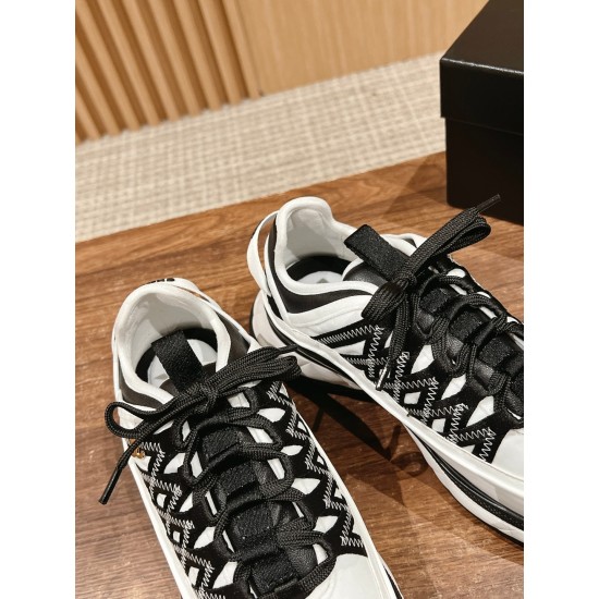 CHANEL Sneakers