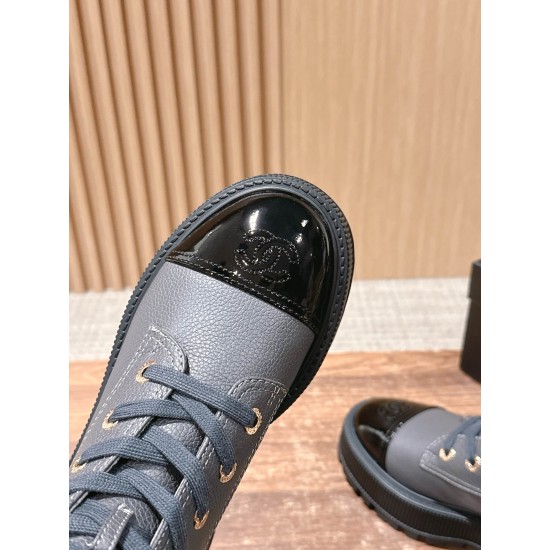 CHANEL Boots