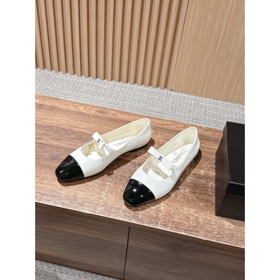 CHANEL Ballerinas