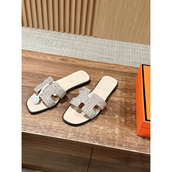 Hermes Slippers