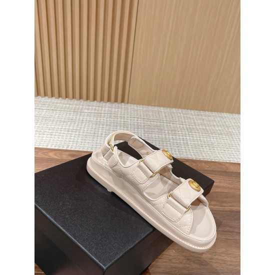 CHANEL Sandals