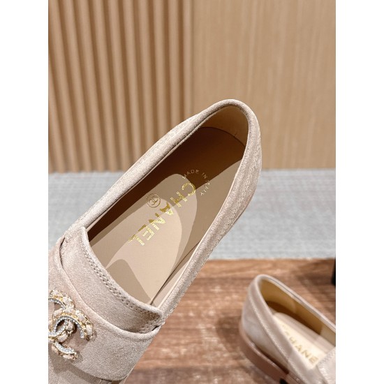 CHANEL Loafers