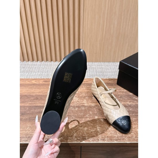 CHANEL Ballerinas