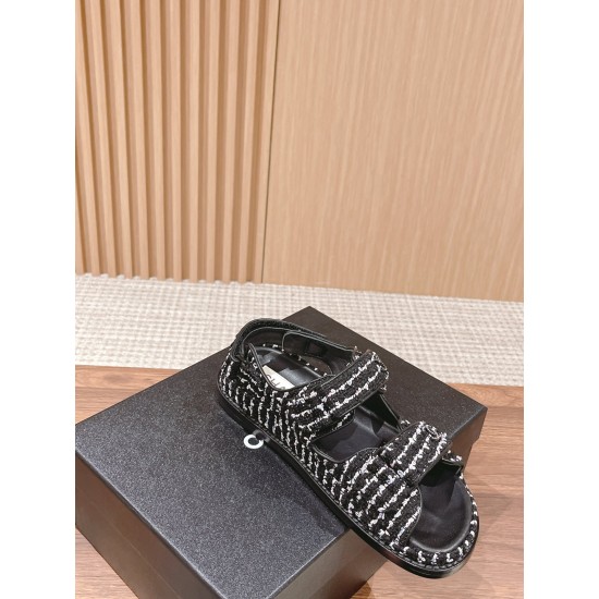 CHANEL Sandals