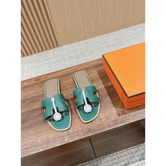 Hermes Slippers