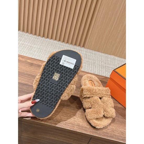 Hermes Slippers