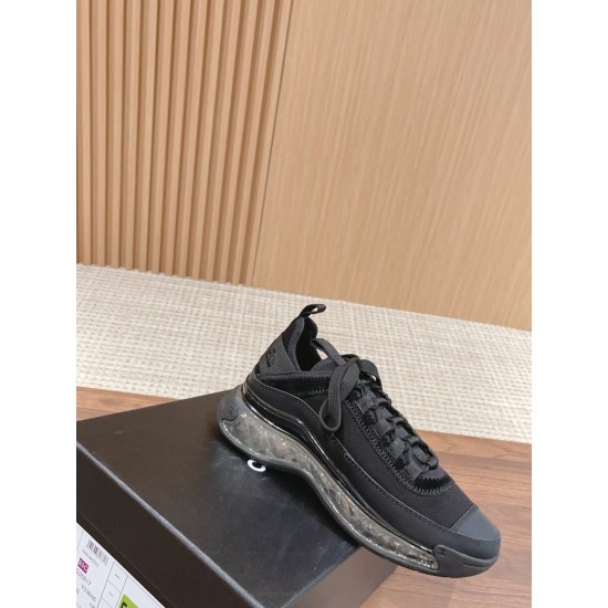 CHANEL Sneakers