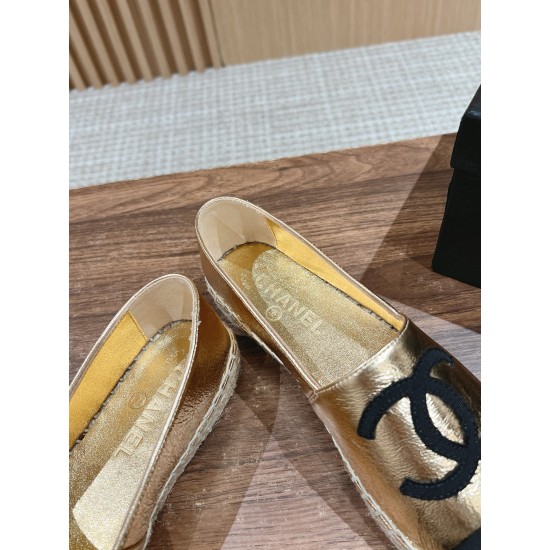 CHANEL Espadrilles