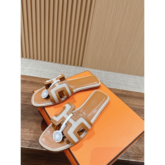 Hermes Slippers
