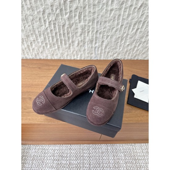 CHANEL Loafers