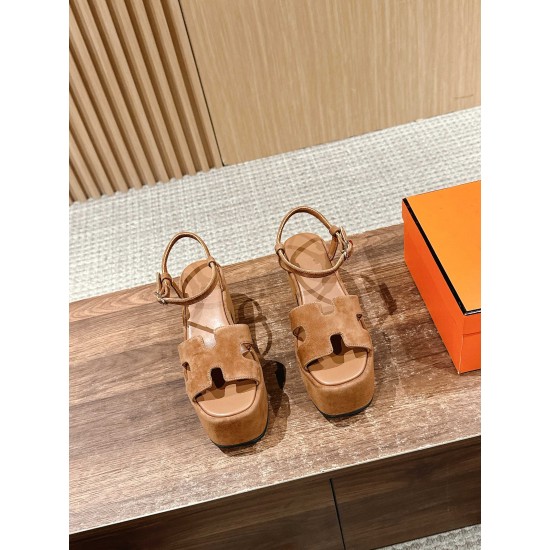 Hermes Sandals