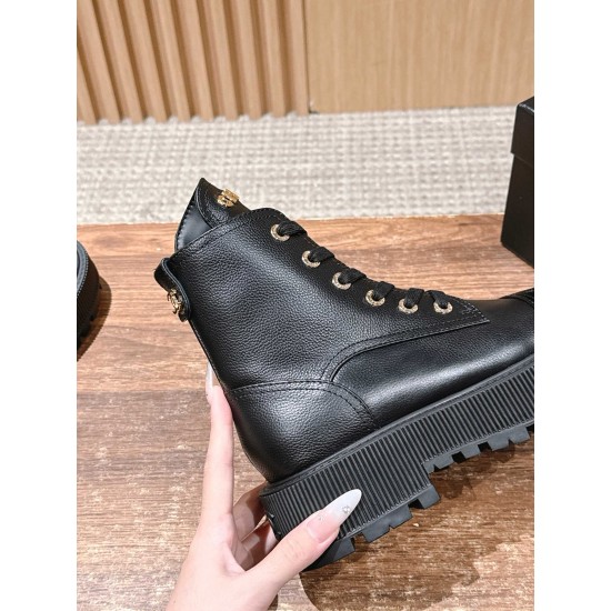 CHANEL Boots