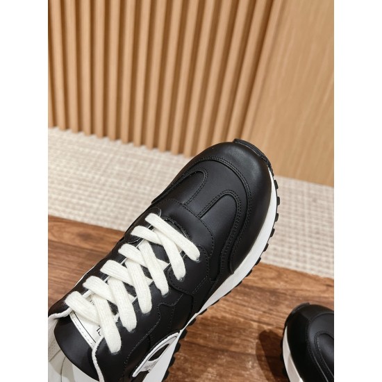 Dior Sneakers