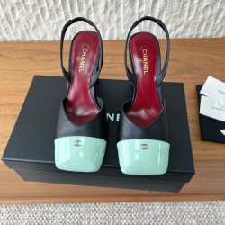 CHANEL Pumps and Slingbacks