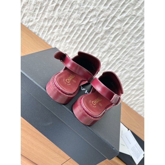 CHANEL Loafers