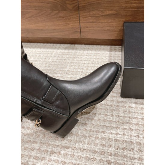 CHANEL Boots