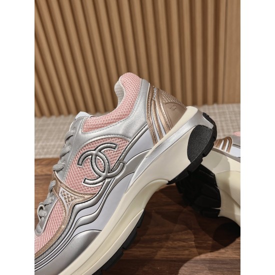 CHANEL Sneakers