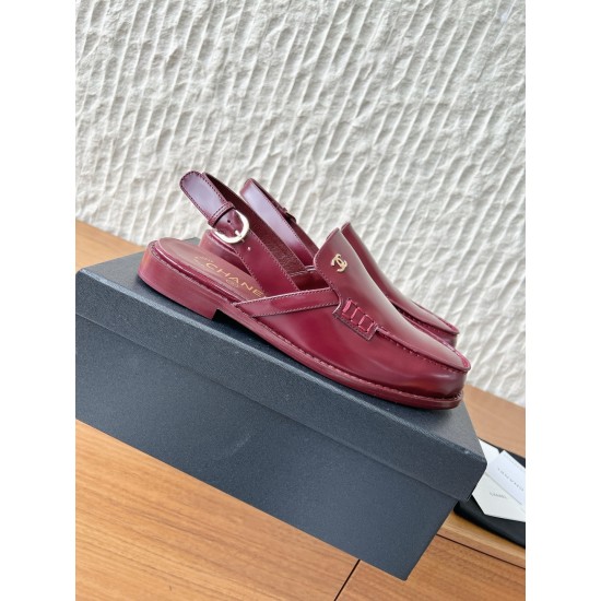 CHANEL Loafers