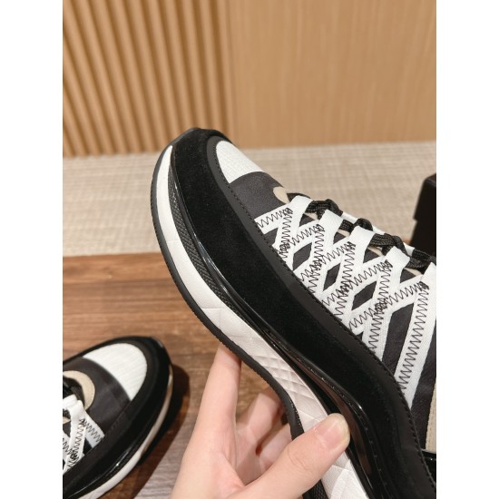 CHANEL Sneakers
