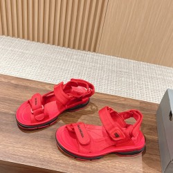  Balenciaga Slippers