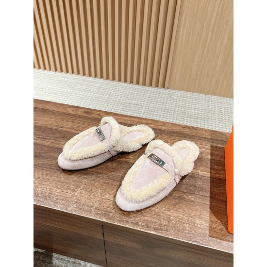 Hermes Iota mule
