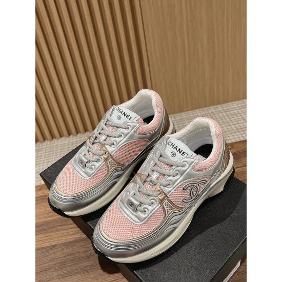 CHANEL Sneakers