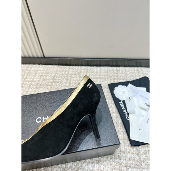 CHANEL Pumps and Slingbacks