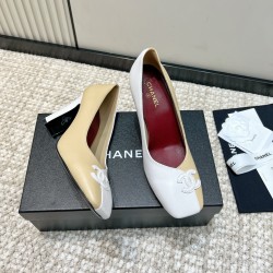 CHANEL Pumps and Slingbacks