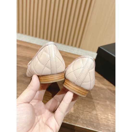 CHANEL Ballerinas