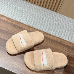  Balenciaga Slippers