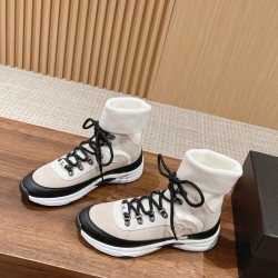 CHANEL Sneakers