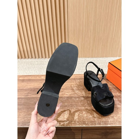Hermes Sandals