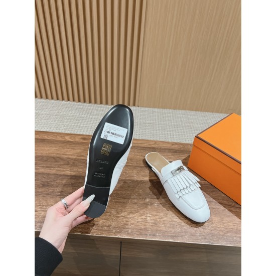 Hermes Iota mule