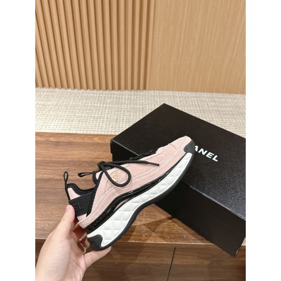 CHANEL Sneakers