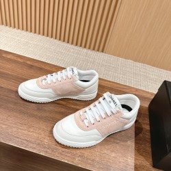 CHANEL Sneakers