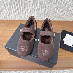 CHANEL Loafers