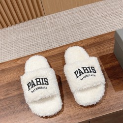  Balenciaga Slippers
