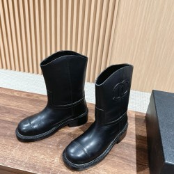 CHANEL Boots
