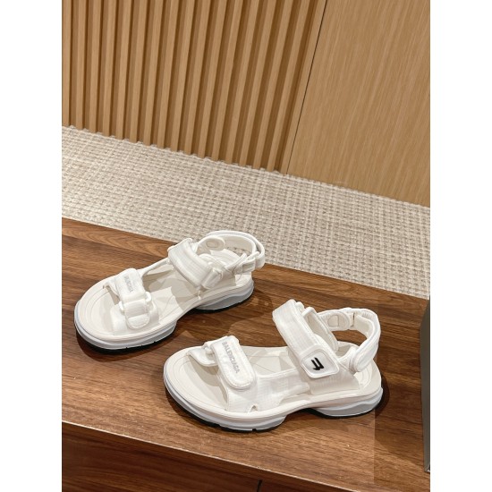  Balenciaga Slippers