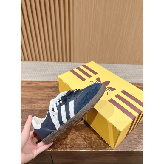 Gucci Sneakers