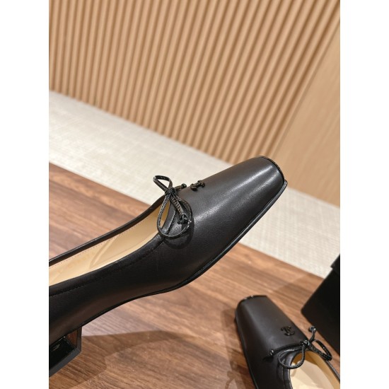 CHANEL Ballerinas