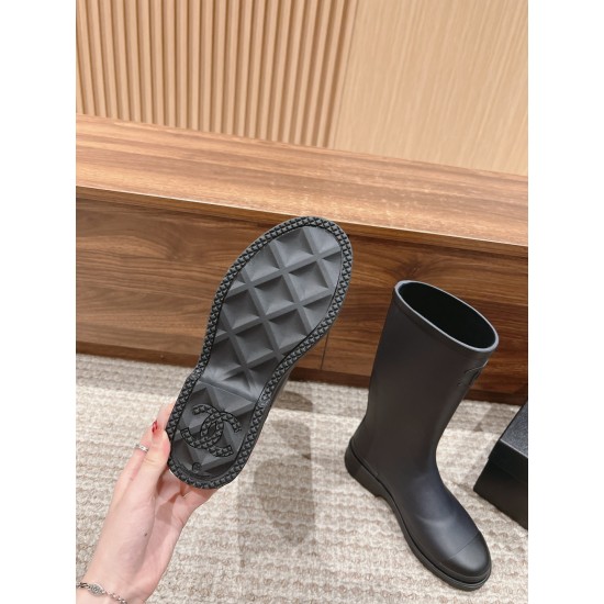 CHANEL Boots