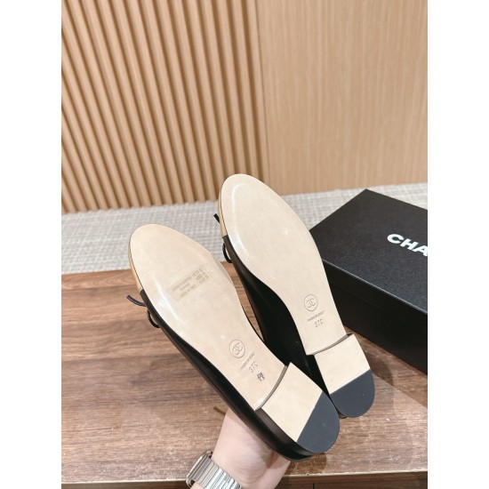CHANEL Ballerinas