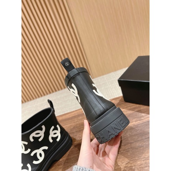 CHANEL Boots