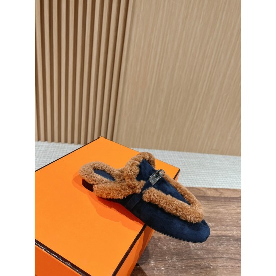 Hermes Iota mule