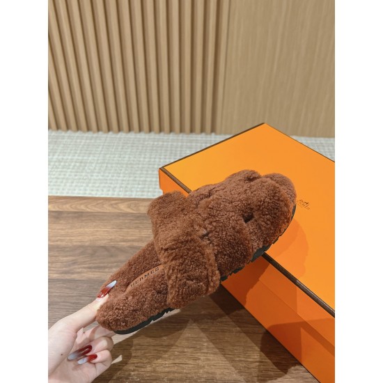 Hermes Slippers