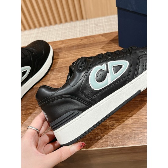 Dior Sneakers